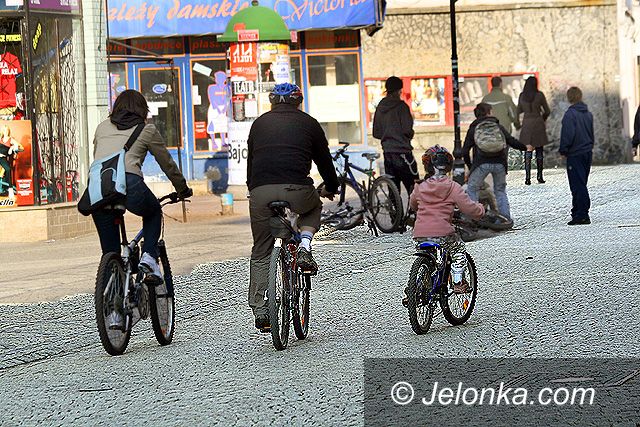 JELENIA GÓRA: „Majówka” groźna dla rowerzystów