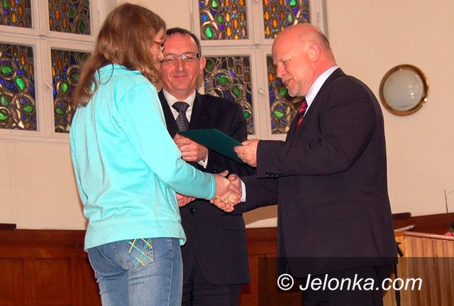 JELENIA GÓRA: W „Żeromie” zaszaleli z poślizgiem