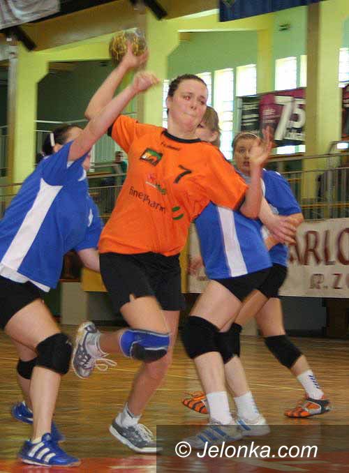 JELENIA GÓRA: Pewna wygrana i awans juniorek młodszych Finepharmu