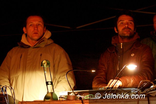 JELENIA GÓRA: Pieniądze na decybele i cyfrowe książki