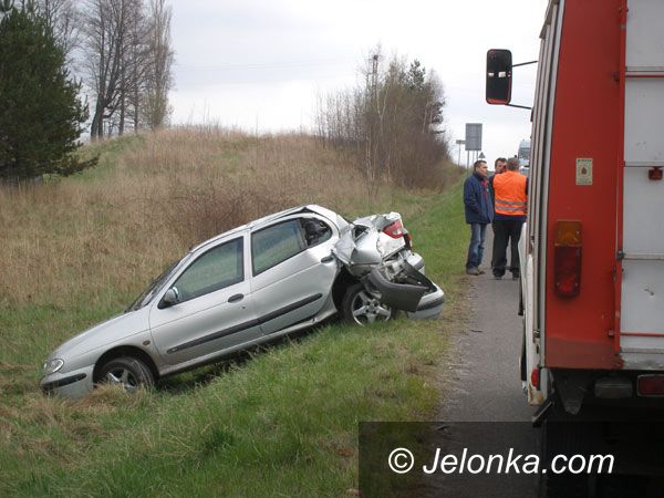 REGION JELENIOGÓRSKI: Wypadek przed Barcinkiem – są ranni
