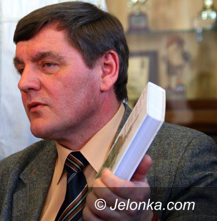JELENIA GÓRA: Kronikarskim okiem na przeszłość miasta