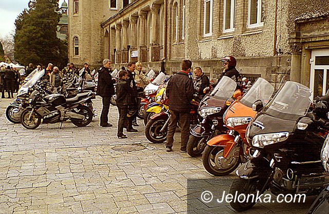 REGION JELENIOGÓRSKI: Motorowy szał hond w Świeradowie