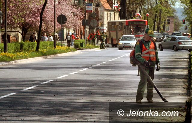 JELENIA GÓRA: Czyściej i bezpieczniej w alei Wojska Polskiego