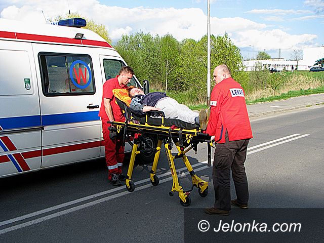 JELENIA GÓRA: Pogotowie interweniowało przed... szpitalem