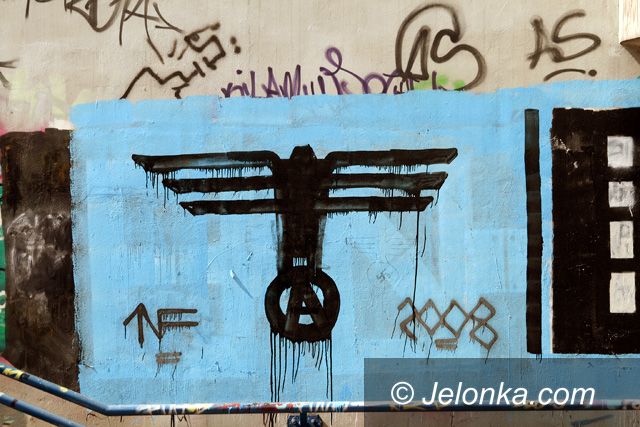 JELENIA GÓRA: Surowa kara dla wandala pseudografficiarza