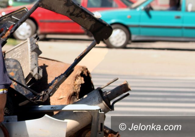JELENIA GÓRA: Złodzieje złomiarze nie próżnują