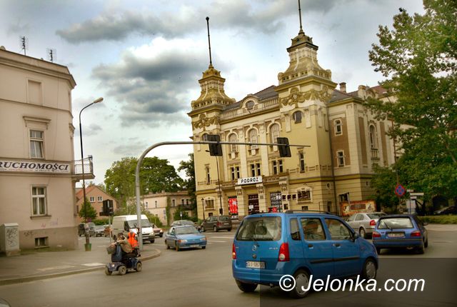 JELENIA GÓRA: Teatr „Norwida” do podziału