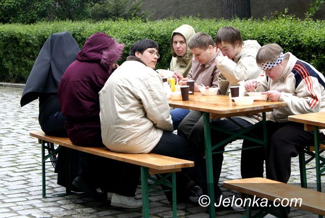 JELENIA GÓRA: Siła w jedności wbrew przeciwnościom losu