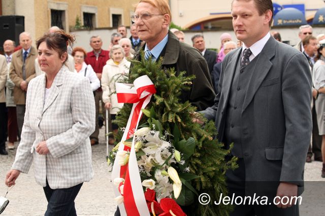 JELENIA GÓRA: Krezusi i biedacy w radzie miasta