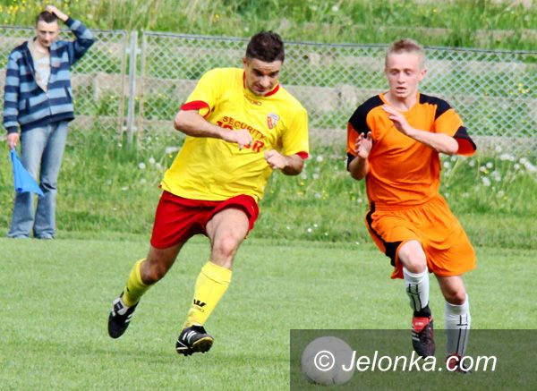 Jelenia Góra: KKS Jelenia Góra przechyla szalę zwycięstwa na swoją korzyść