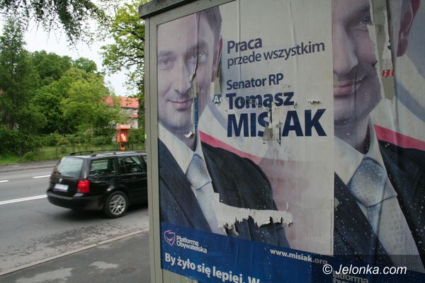 JELENIA GÓRA: Senator Misiak wciąż w kampanii