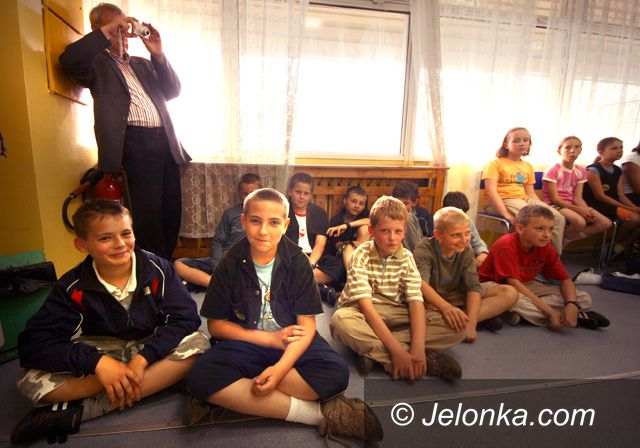 JELENIA GÓRA: Młodzi patrioci lokalni promują region