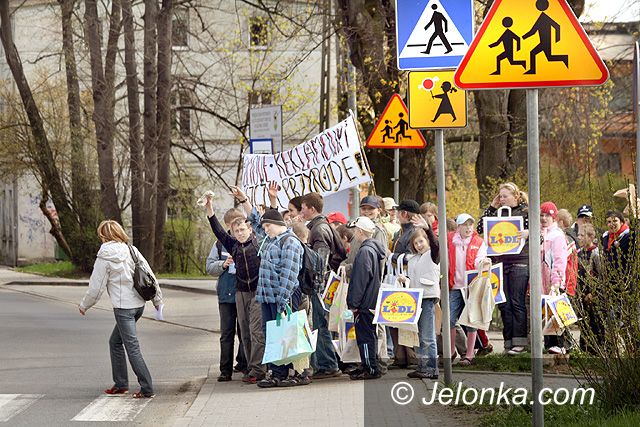 JELENIA GÓRA: (Nie)bezpieczna droga do „szóstki”