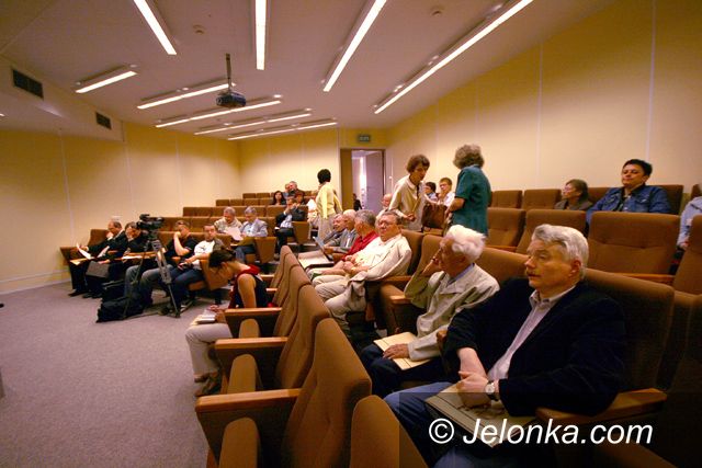 JELENIA GÓRA: Archeologiczny chrzest Książnicy Karkonoskiej