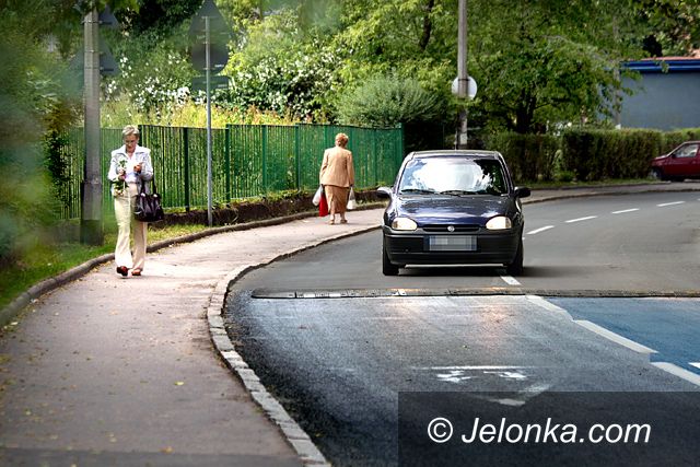 JELENIA GÓRA: „Leżący policjanci” sposobem na bezpieczeństwo
