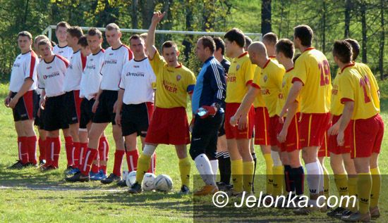 JELENIA GÓRA: Chojnik pokazał klasę w meczu z KKS–em – wyniki klasy B