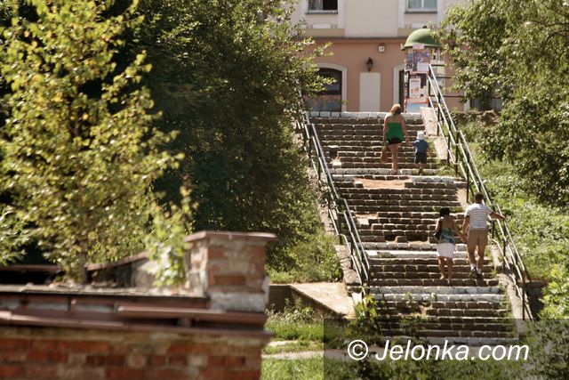 JELENIA GÓRA: Była władza kontratakuje