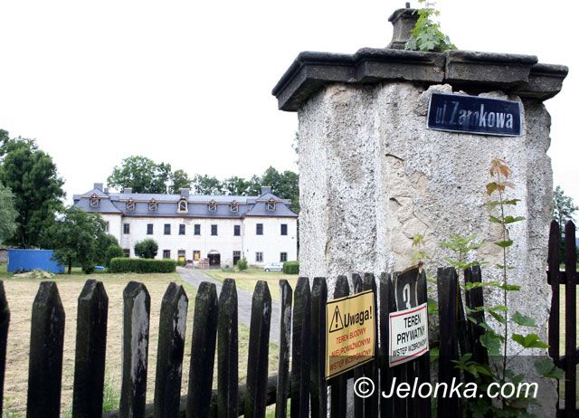 JELENIA GÓRA: Urzędnicy tępią Niemca