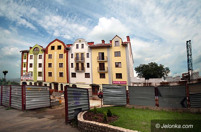 JELENIA GÓRA: Na Kopernika strach wyjść nocą