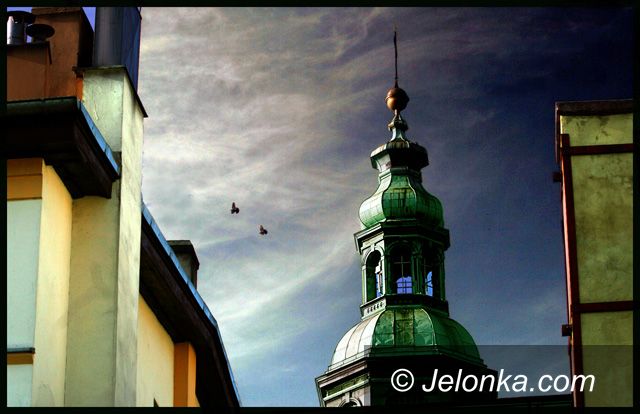 JELENIA GÓRA: Bóg zamieszkał w poezji