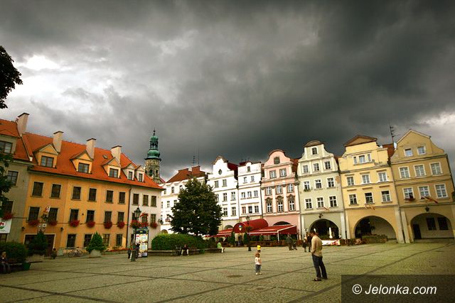 JELENIA GÓRA: Letni marazm jeleniogórski