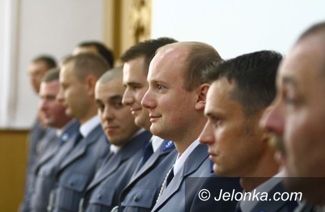 JELENIA GÓRA: Nagrody i medale dla stróżów prawa