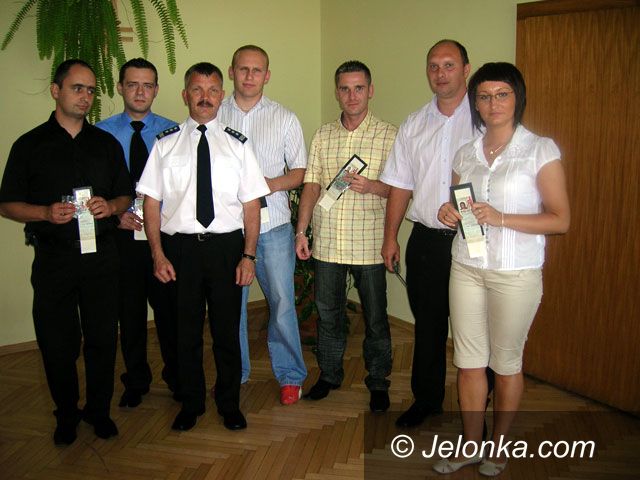 JELENIA GÓRA: Sześciu adeptów wzmacnia policję