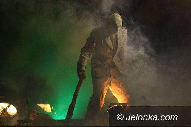 JELENIA GÓRA: Sztuka ulicy zwierciadłem życia