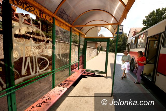 JELENIA GÓRA: Cieplicki wandalizm nie zna granic