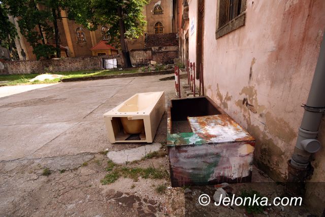 JELENIA GÓRA: Wstydliwa strona uzdrowiska