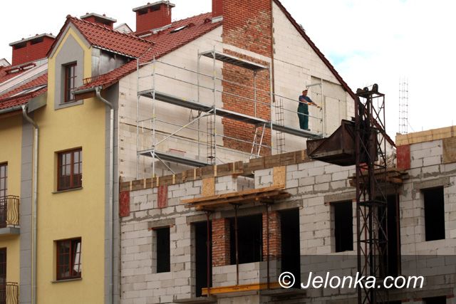 JELENIA GÓRA: Złoty Lew rozrasta się
