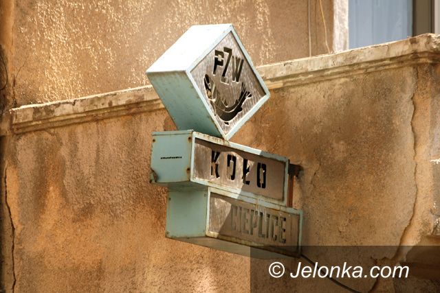 JELENIA GÓRA: Podupadłe lokale straszą w uzdrowisku