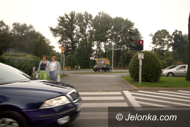 JELENIA GÓRA: Światła działają, jak chcą