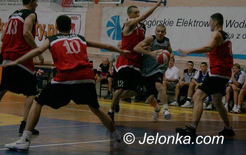 Jelenia Góra - Sudecka: W końcówce spotkania znów lepsze Sudety