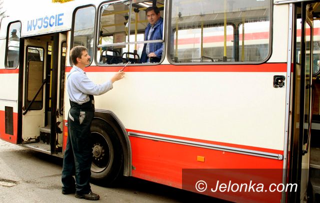 JELENIA GÓRA: Zdemolowali cztery autobusy i tyranizowali kierowców