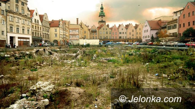 JELENIA GÓRA: Los galerii przy ul. Jasnej w rękach radnych