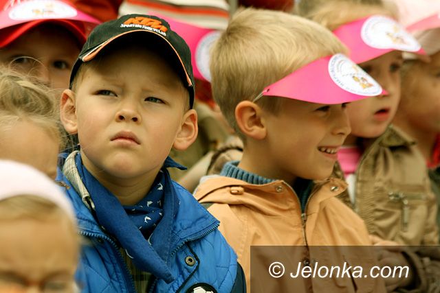 JELENIA GÓRA: Sześciolatki do szkoły – nieodwołalnie i bezdyskusyjnie!