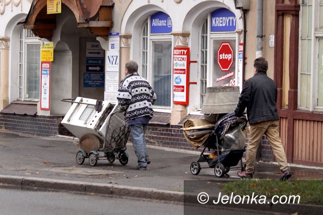 JELENIA GÓRA: Wyrzuć klamoty legalnie