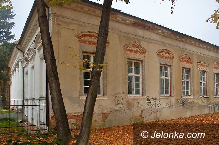 JELENIA GÓRA: Samowolka w Galerii Zdrojowej