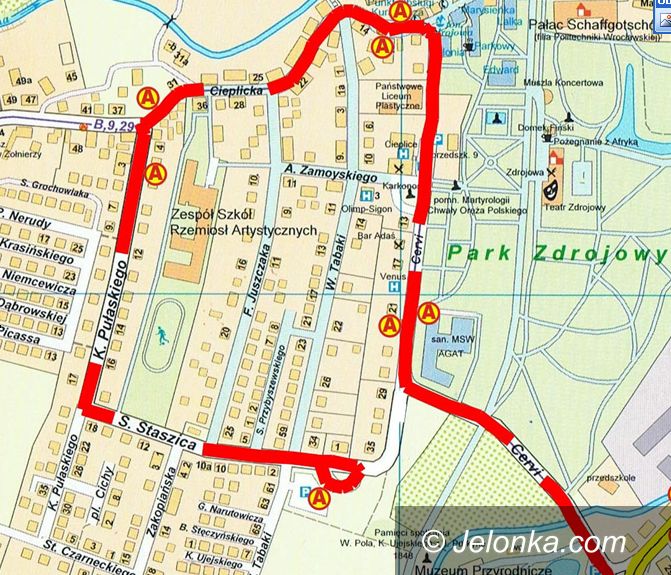 JELENIA GÓRA: Osiemnastką przez centrum Cieplic