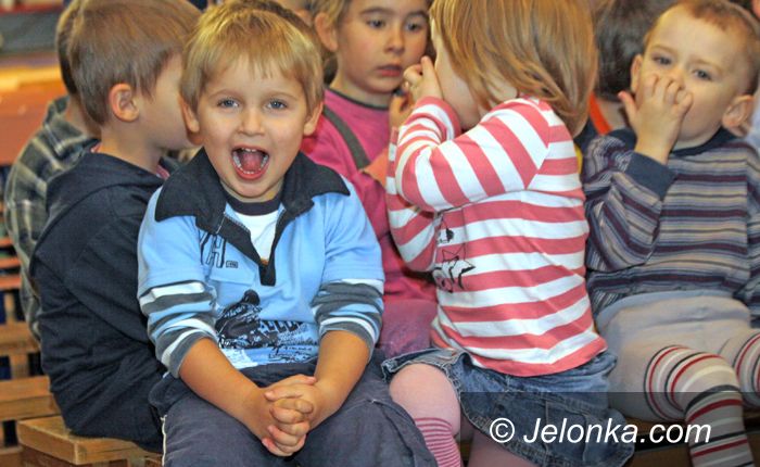 JELENIA GÓRA: Sześciolatki do szkoły. Co wy na to?