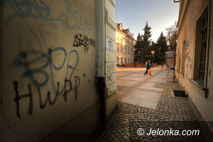 JELENIA GÓRA: Straż miejska nie wypuściła wandali