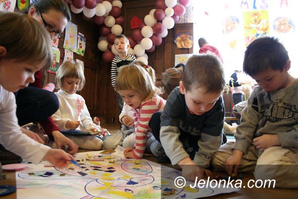 JELENIA GÓRA: Dzieci kochają pluszowe misie