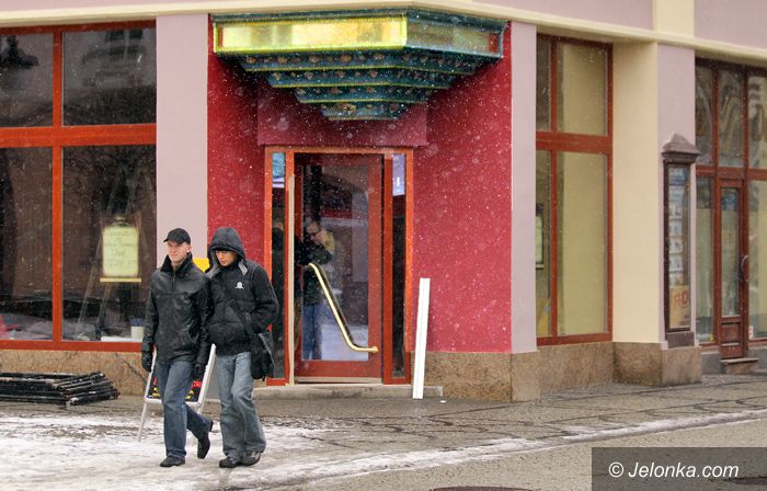 JELENIA GÓRA: Nie będzie banku, będzie cukiernia