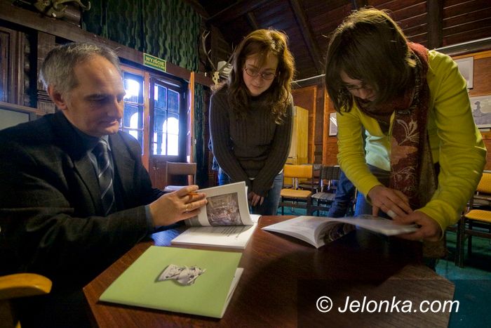 JELENIA GÓRA: Na wycieczkę z przewodnikiem sprzed półtora wieku