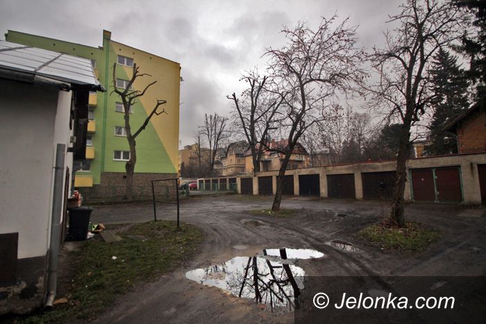 Jelenia Góra: Wykupią podwórka z dużą ulgą