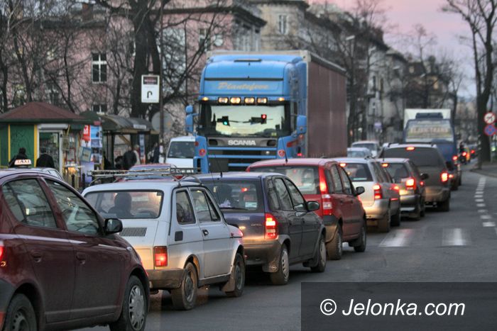 JELENIA GÓRA: Ronda ratunkiem przed paraliżem drogowym?