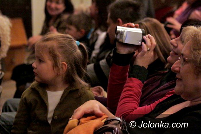 JELENIA GÓRA: Betlejem w Zdrojowym – wielki sukces małych artystów!