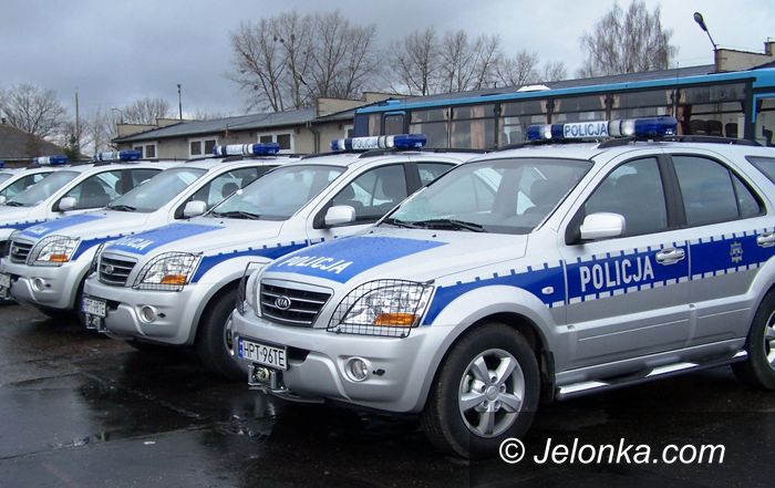 JELENIA GÓRA: Nowymi radiowozami w Nowy Rok